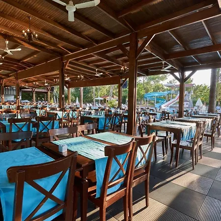 Hotel Maya World Side Sidé