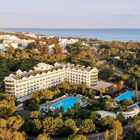 Hotel Maya World Side